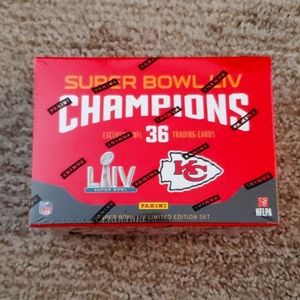 NIB Kansas city chiefs super bowl LIV trading cards